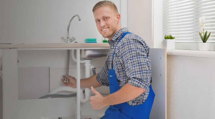 Expert burst pipe repair services in Pearland, TX